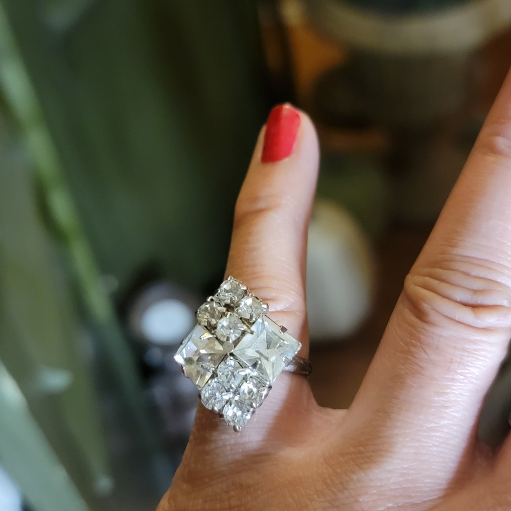 Crystal Statement Ring, Silvertone, Adjustable - image 4